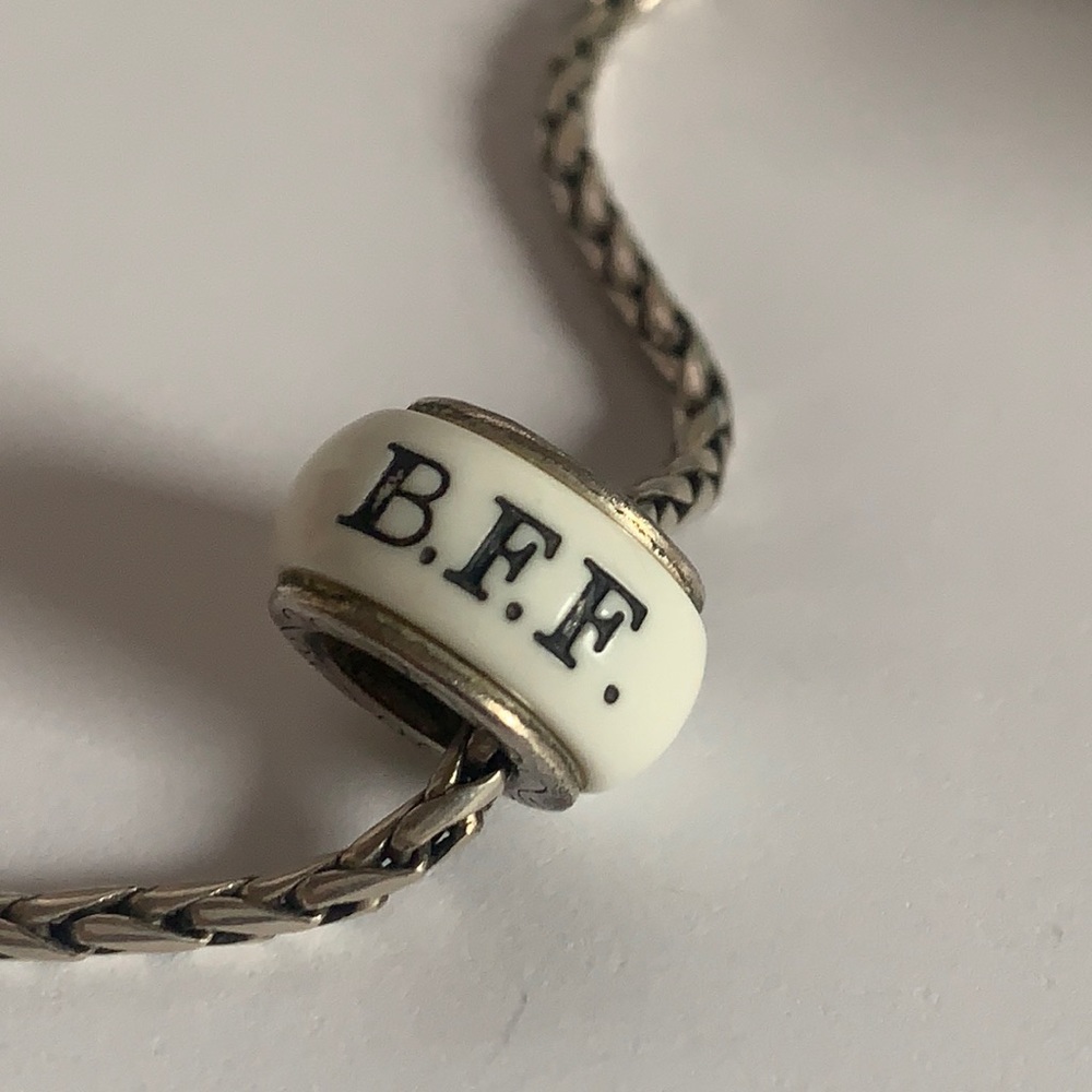 Brighton White Oval BFF Spacer